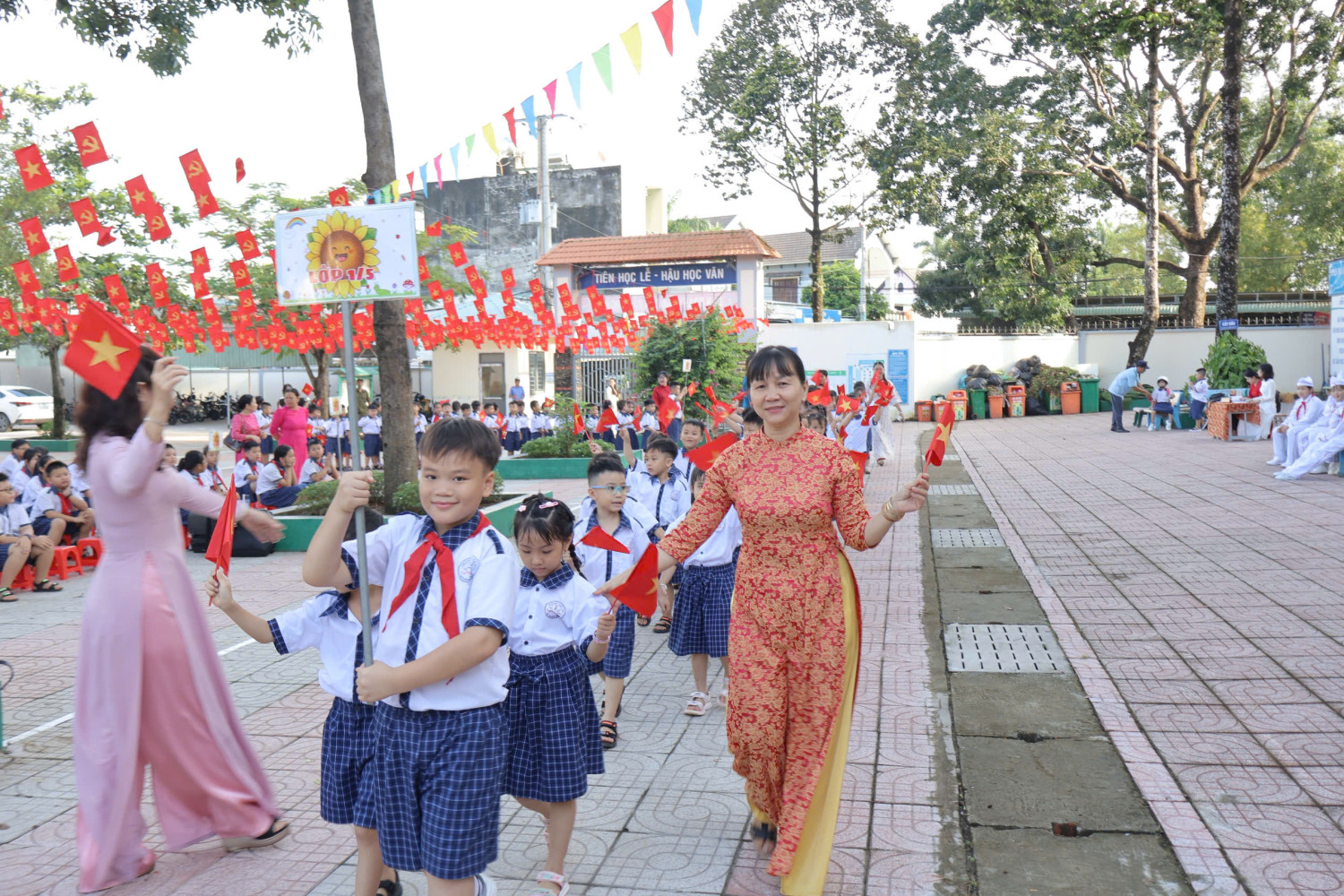 23ff15efb9d4328a6bc55