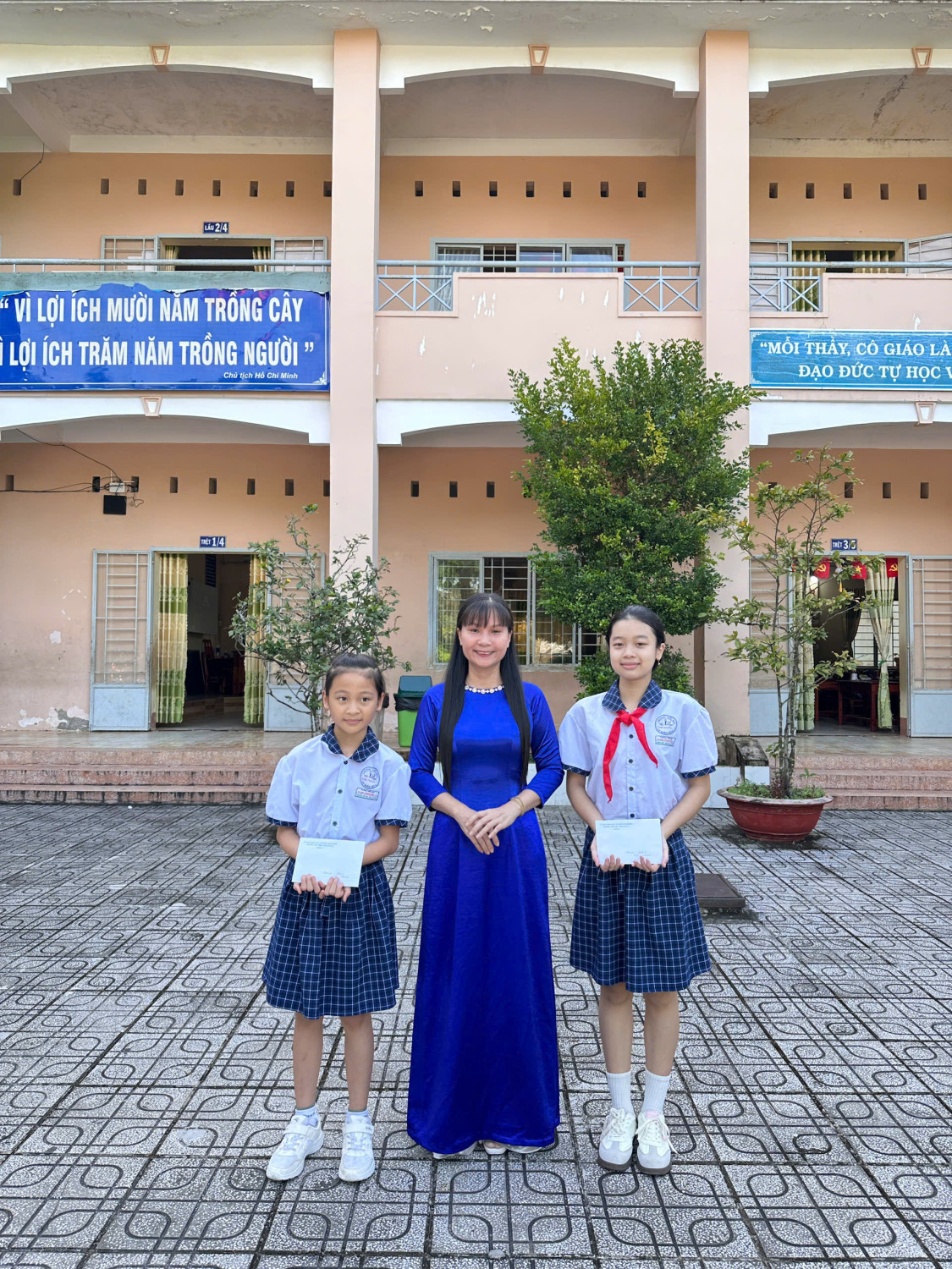 f19408cd6571ef2fb660