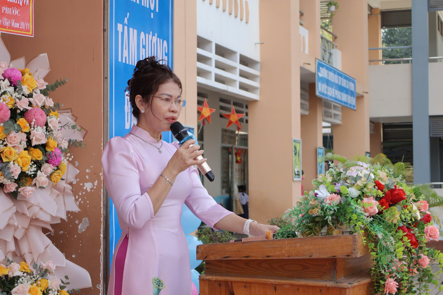 1030305553478979615 (1)