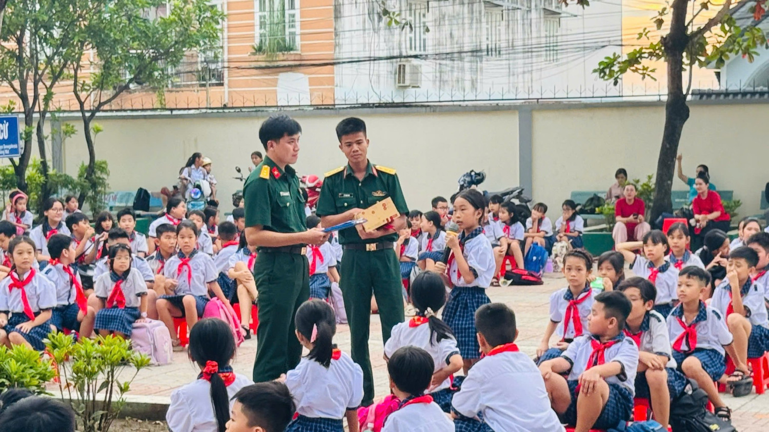 574884133 122214998240054629 4843130778419800796 n